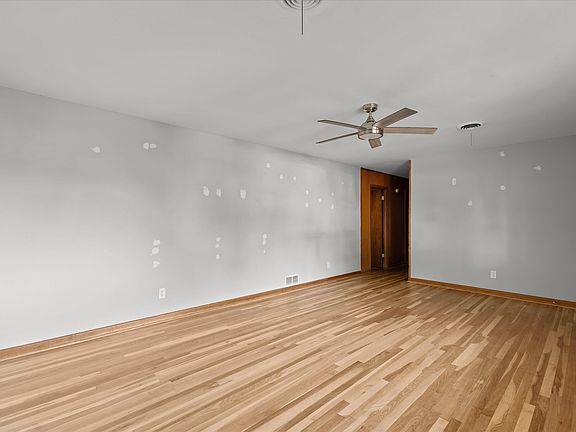 5th image of 416 Lecompte Avenue