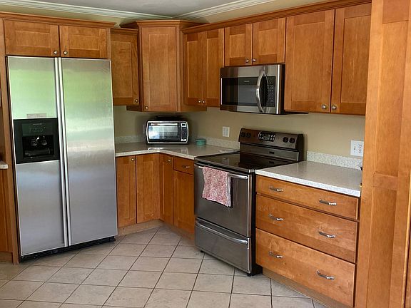 4th image of 706 Claymont Estates Dr