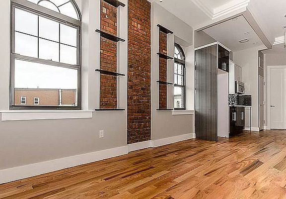 4th image of 229 Wyckoff Ave APT 3L