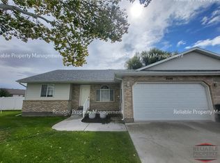 2980 E Oakhaven Cir, Ammon, ID 83406