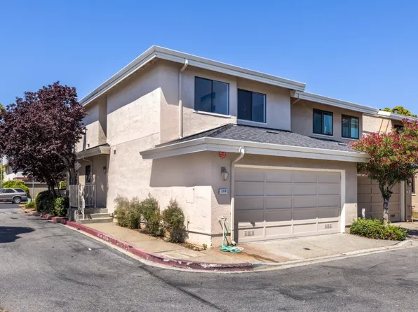 200 Albacore Ln, Foster City, CA 94404