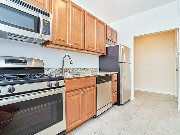 2nd image of 615 W 173rd St APT 2J