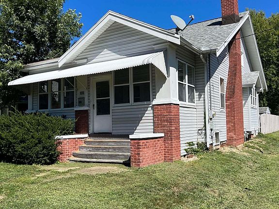 2nd image of 2400 N Delaware Ave