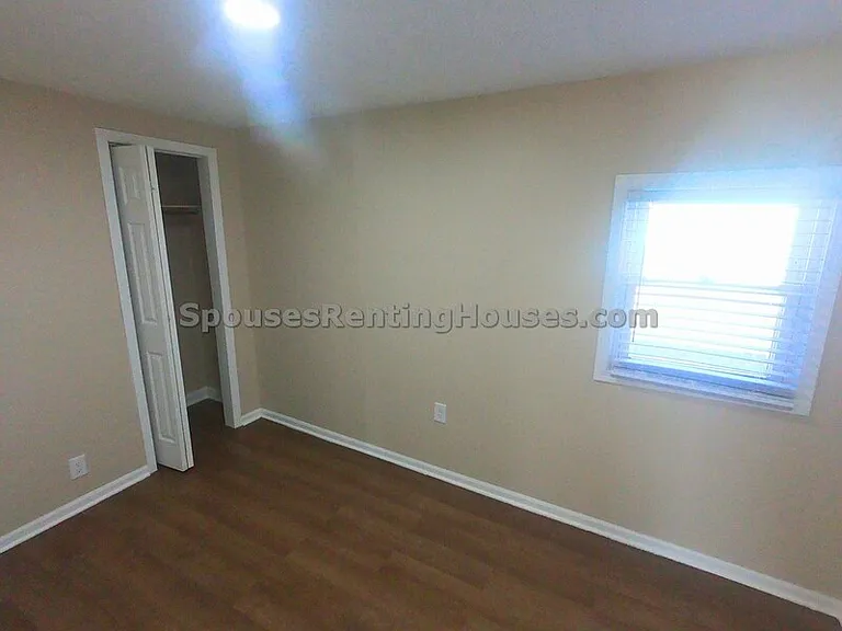 909 S Lebanon St — Photo 7
