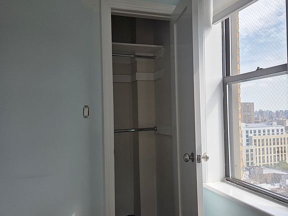 5th image of 207 W 106th St #16