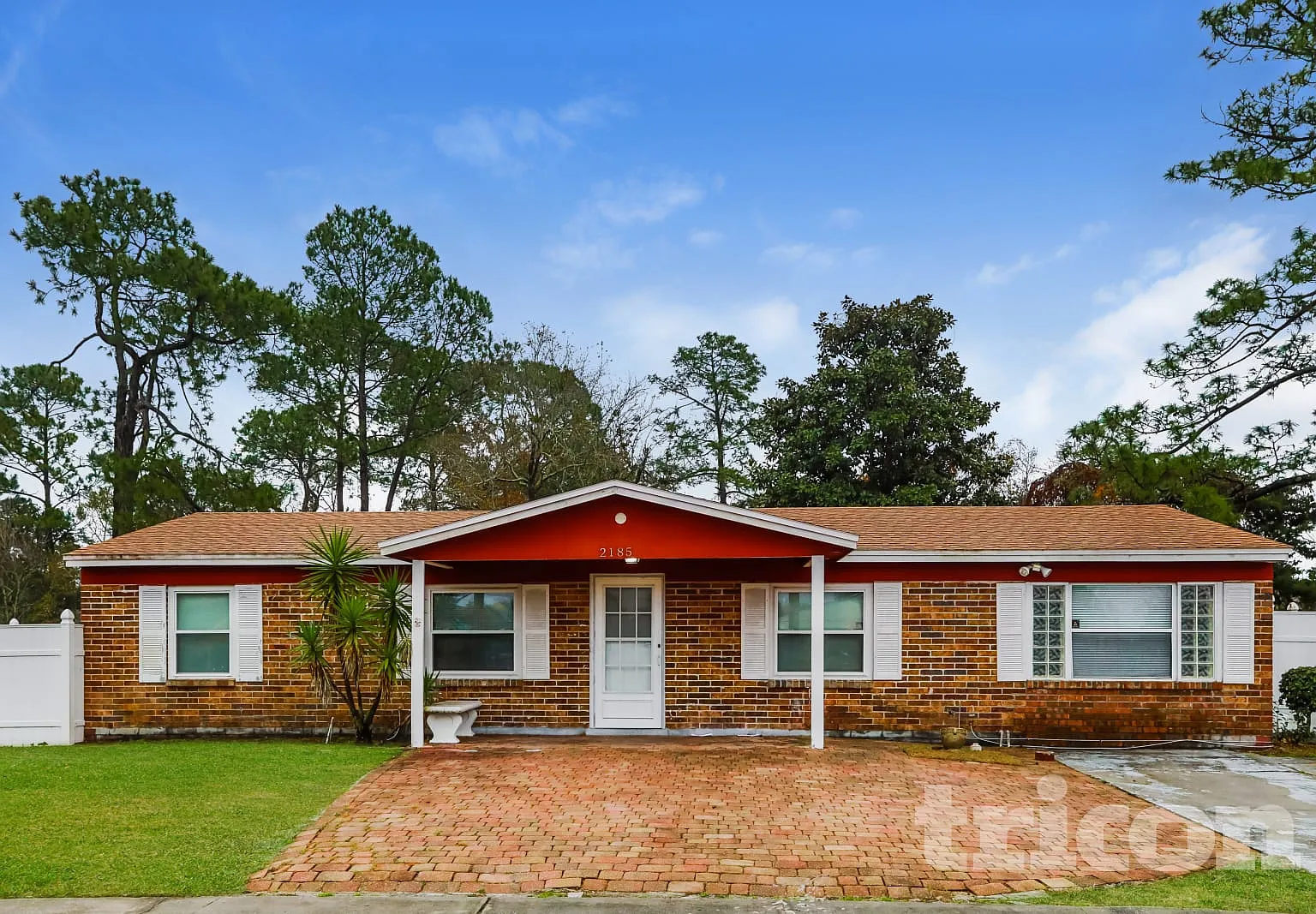 2185 E Luana Drive Jacksonville FL — Photo 1
