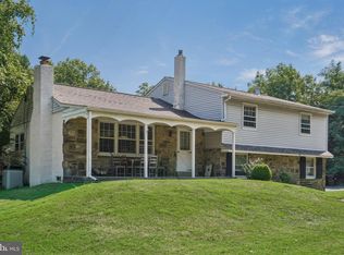 817 Hoover Rd, Blue Bell, PA 19422
