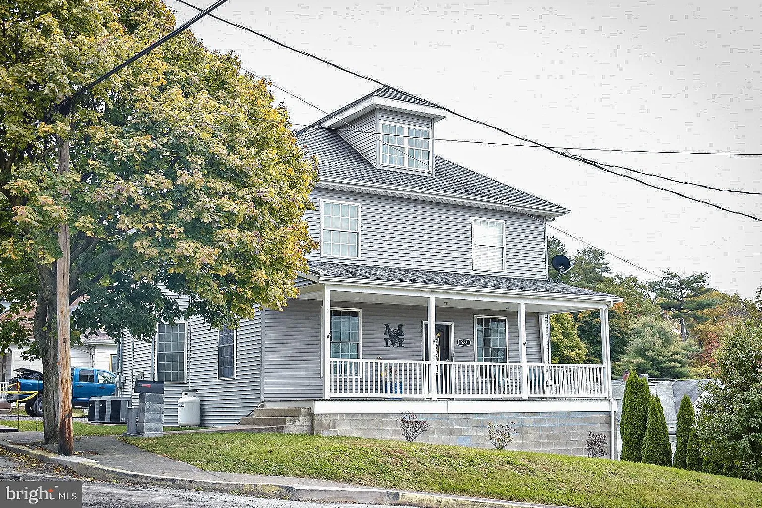 923 N Lombard St photo 1