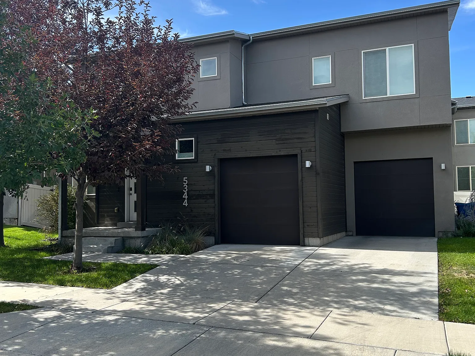 3 bed, 2.5 bath, 1663 sqft, $2,700 — Photo 1