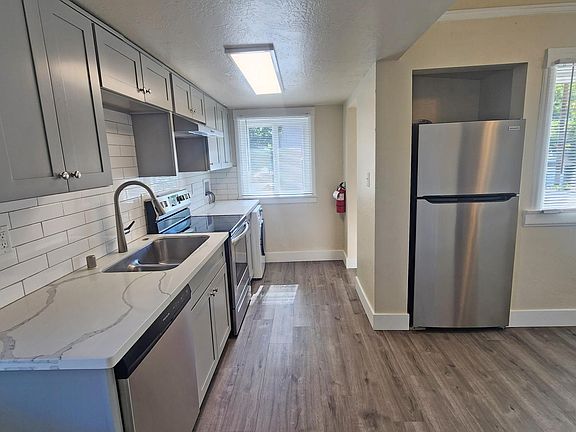 2nd image of 1003 N 40th St #1033N