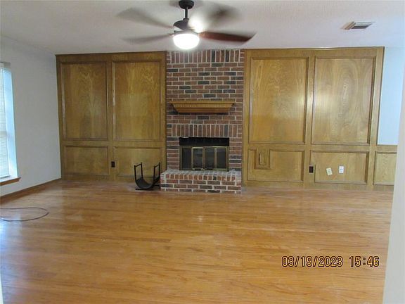 3rd image of 3707 Heather Ln