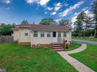 214 Bay St, Carneys Point, NJ 08069