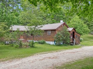 1542 Clement Hill Rd, Hopkinton, NH 03229