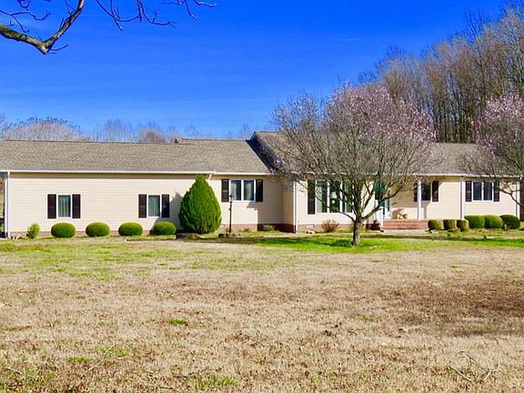 3rd image of 48 Fawn Knoll Ln