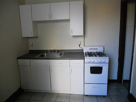 4th image of 49 Johnson Park APT 28
