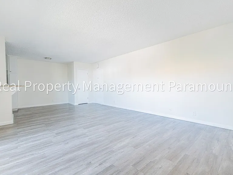 8013 Blackburn Ave #7 — Photo 3