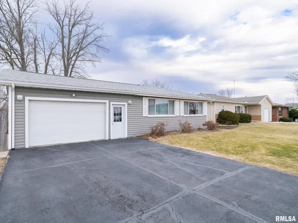 109 Alvin St, East Peoria, IL 61611