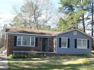 124 Edgewater Dr, Gaffney, SC 29340