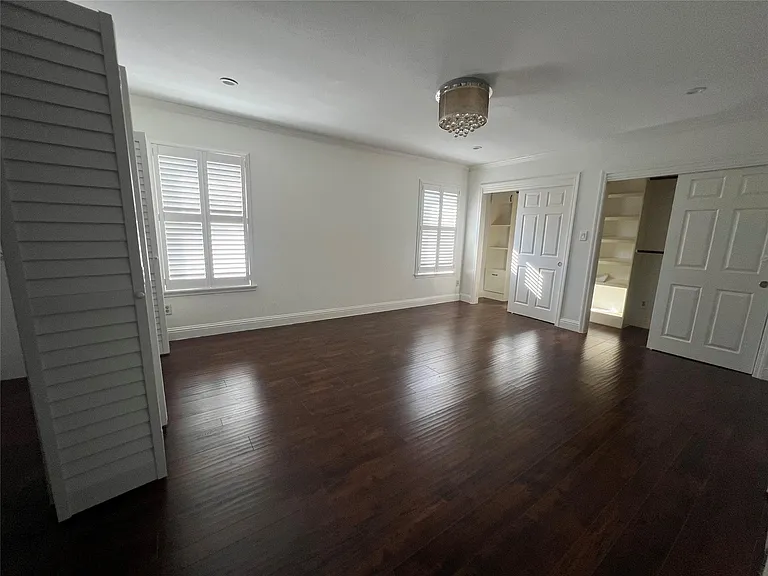840 Threadneedle St #220 — Photo 11