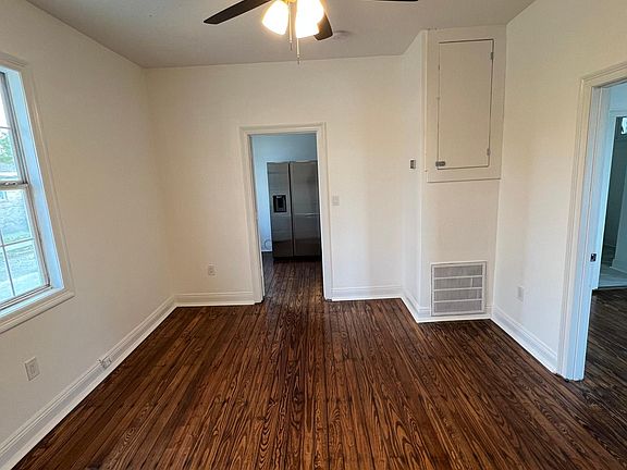 3rd image of 2736 Palmyra St Unit A