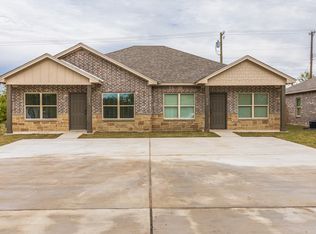 602 Washington St, Mc Gregor, TX 76657