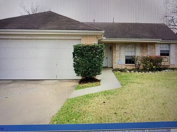 2nd image of 3319 E Heatherock Cir