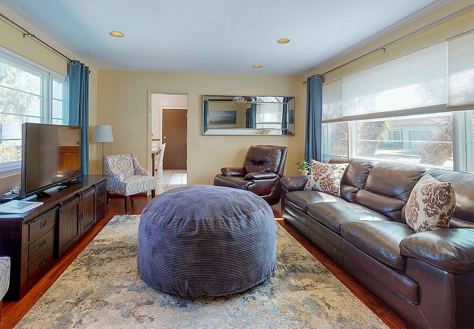 1st image of 3502 Wisteria Dr