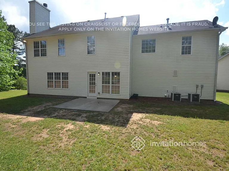935 Oak Bluff Ct — Photo 8