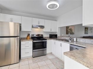 3705 Amberly CIR #F102, NAPLES, FL 34112