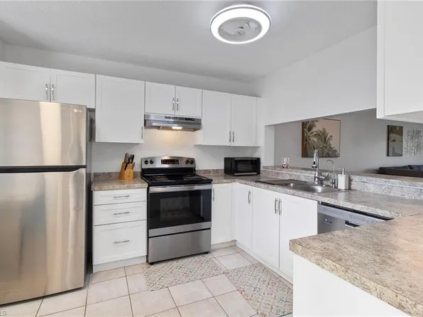 3705 Amberly CIR #F102, NAPLES, FL 34112