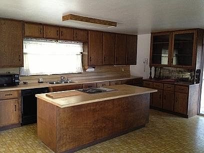 4th image of 3138 Sunnydale Dr