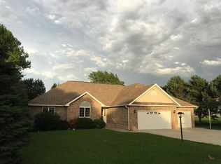 882 S Blaine Ave, Minden, NE 68959