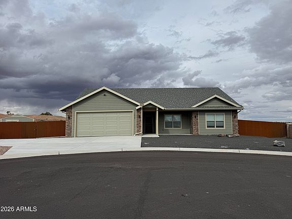 2nd image of 1030 N HILLSHIRE Circle