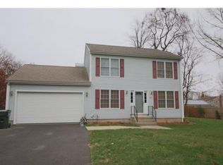 252 S Center St, Windsor Locks, CT 06096