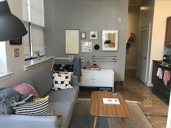 4th image of 20-26 Sunnyside St #13