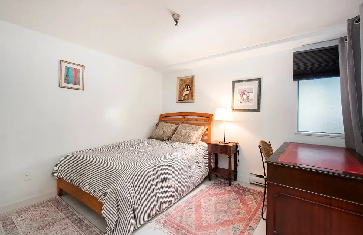 Building Photo - 1363 Clyde Ave #118
