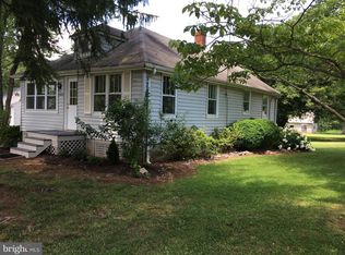 20625 Whites Ferry Rd, Poolesville, MD 20837