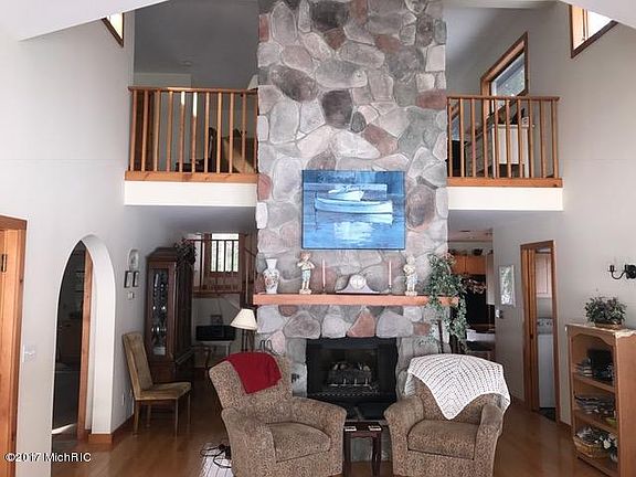 5th image of 10860 W Blue Lake Dr