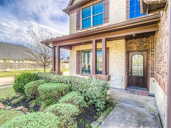 3rd image of 27303 Aspen Falls Ln
