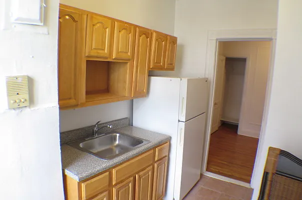 Rented by Glasser Realty LLC | media 13