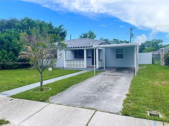 2nd image of 1010 NE 143rd St #1010