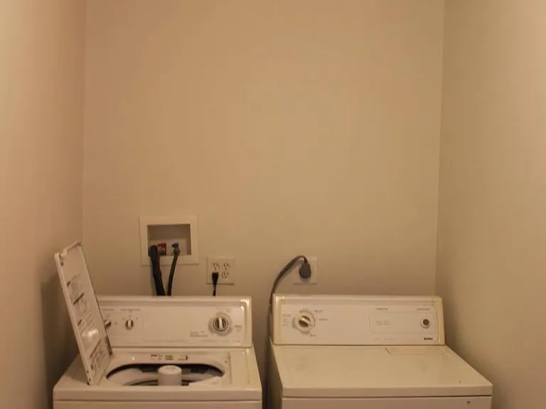 2233 Reed St #1 — Photo 9