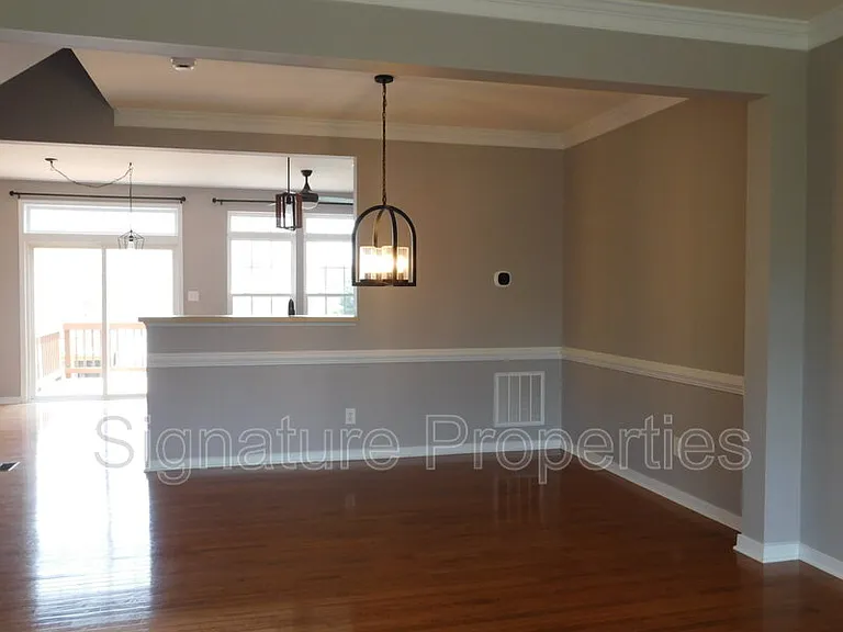 8197 Belton Cir — Photo 20