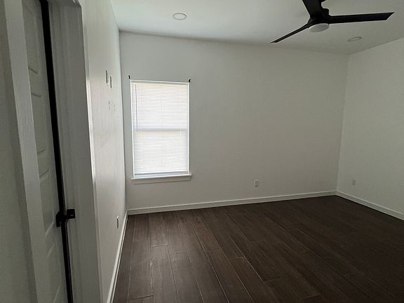 2nd image of 109 Adelita St #1