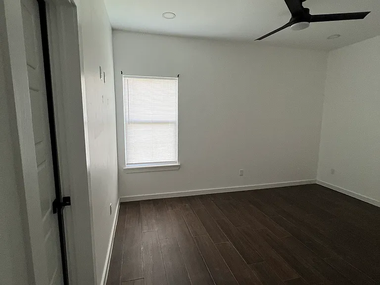 109 Adelita St #1 — Photo 2