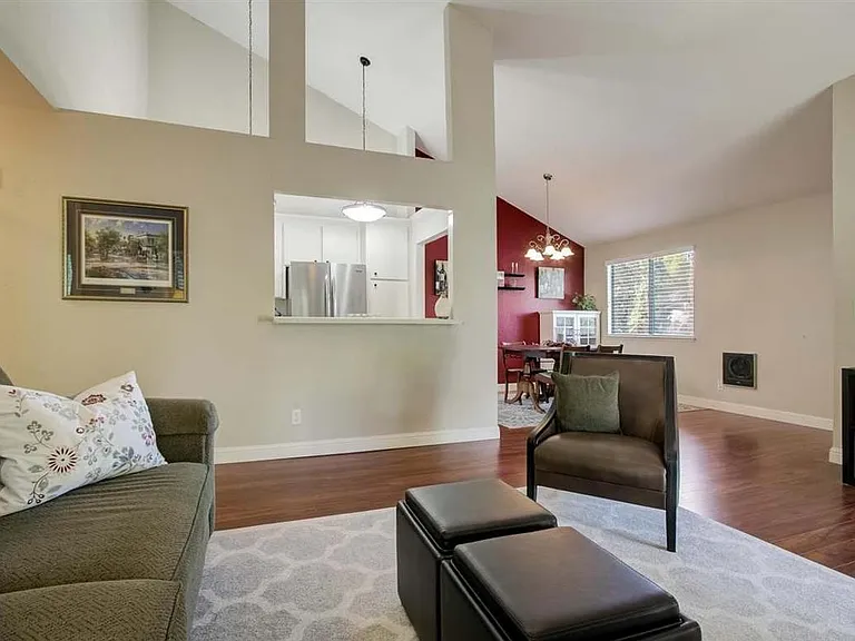 1412 Alma Way — Photo 8