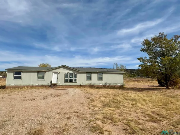 920 Laurie Lee Dr, Milan, NM 87021