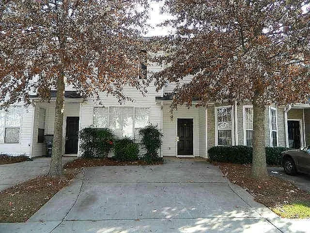 2467 Brianna Dr photo 1
