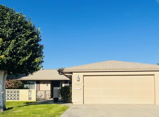 10437 W Saratoga Cir, Sun City, AZ 85351
