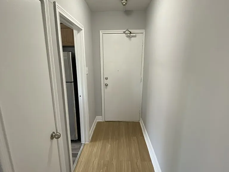 2255 Jane St — Photo 4